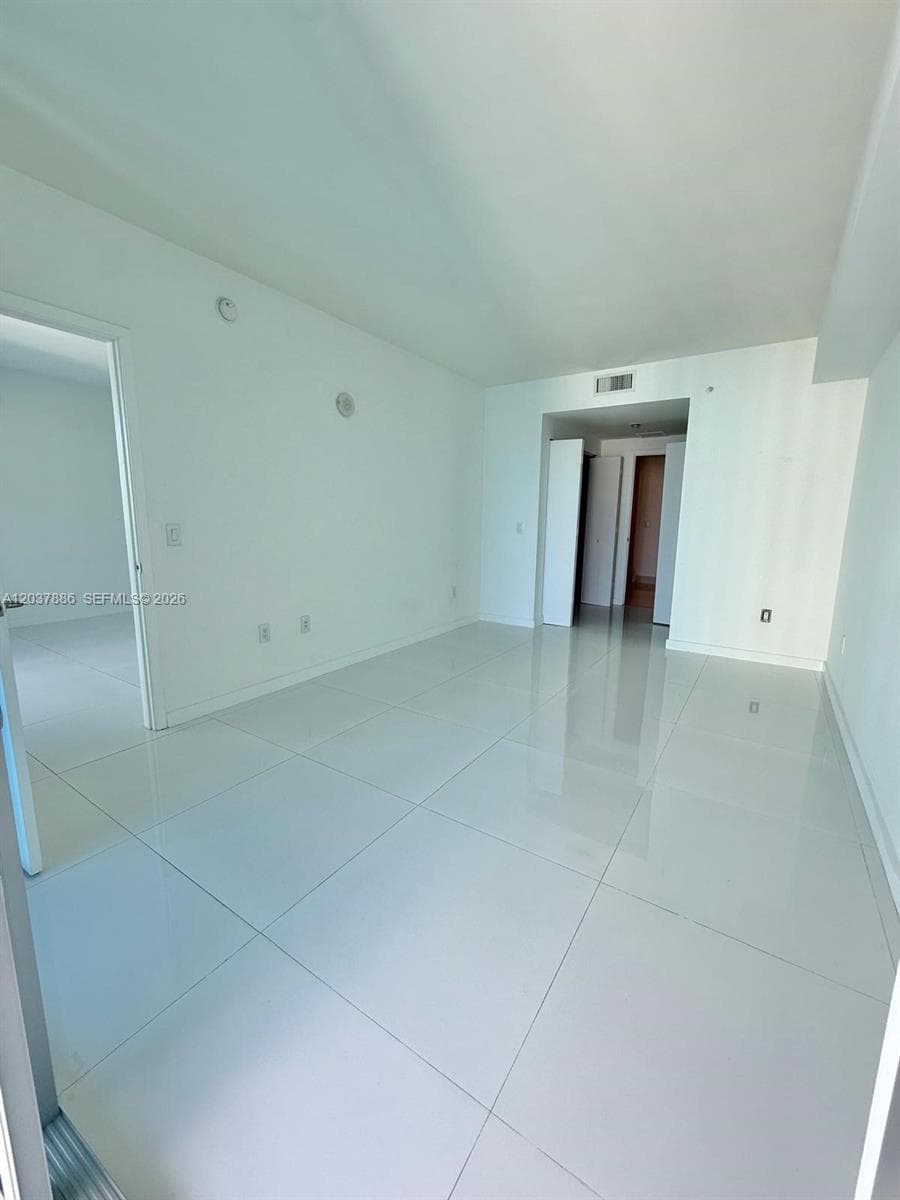 1100 S MIAMI AVE # 3811, Miami FL 33130 photo 2