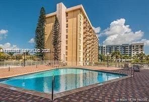 2025 NE 164 # 307, North Miami Beach FL 33162 photo 2