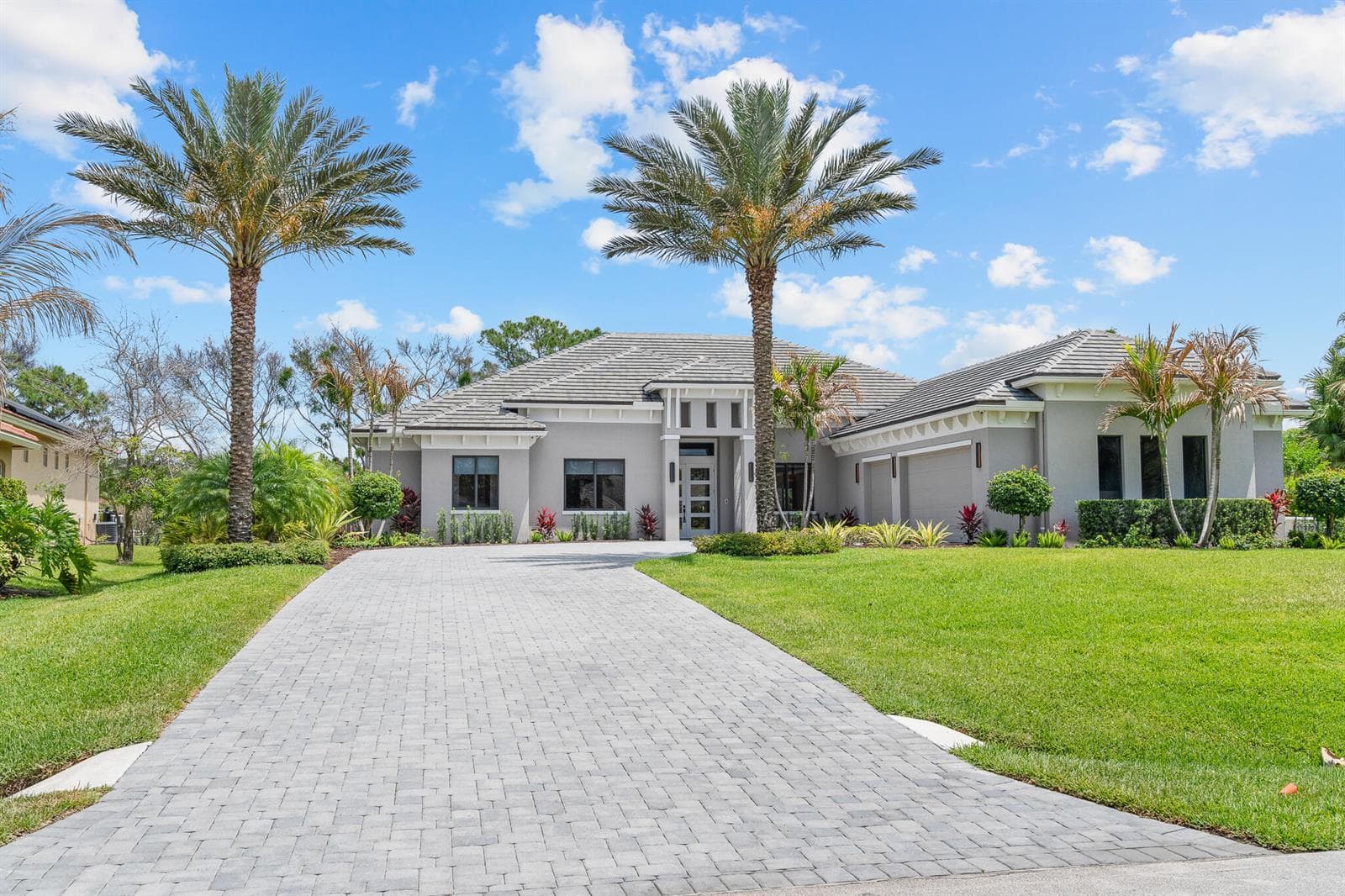 10475 SW Lands End Place, Palm City FL 34990 photo 2