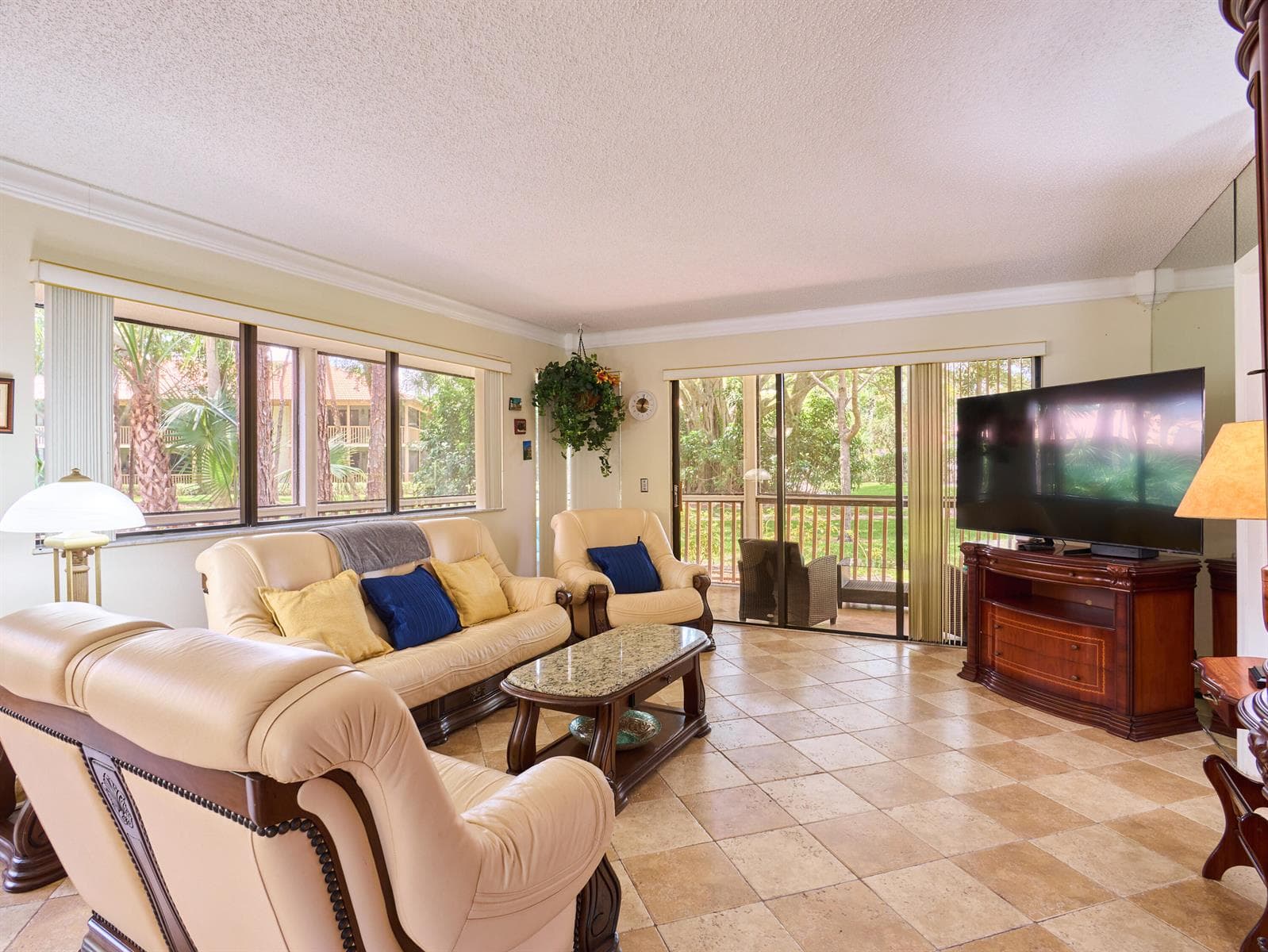 563 Brackenwood Place, Palm Beach Gardens FL 33418 photo 5