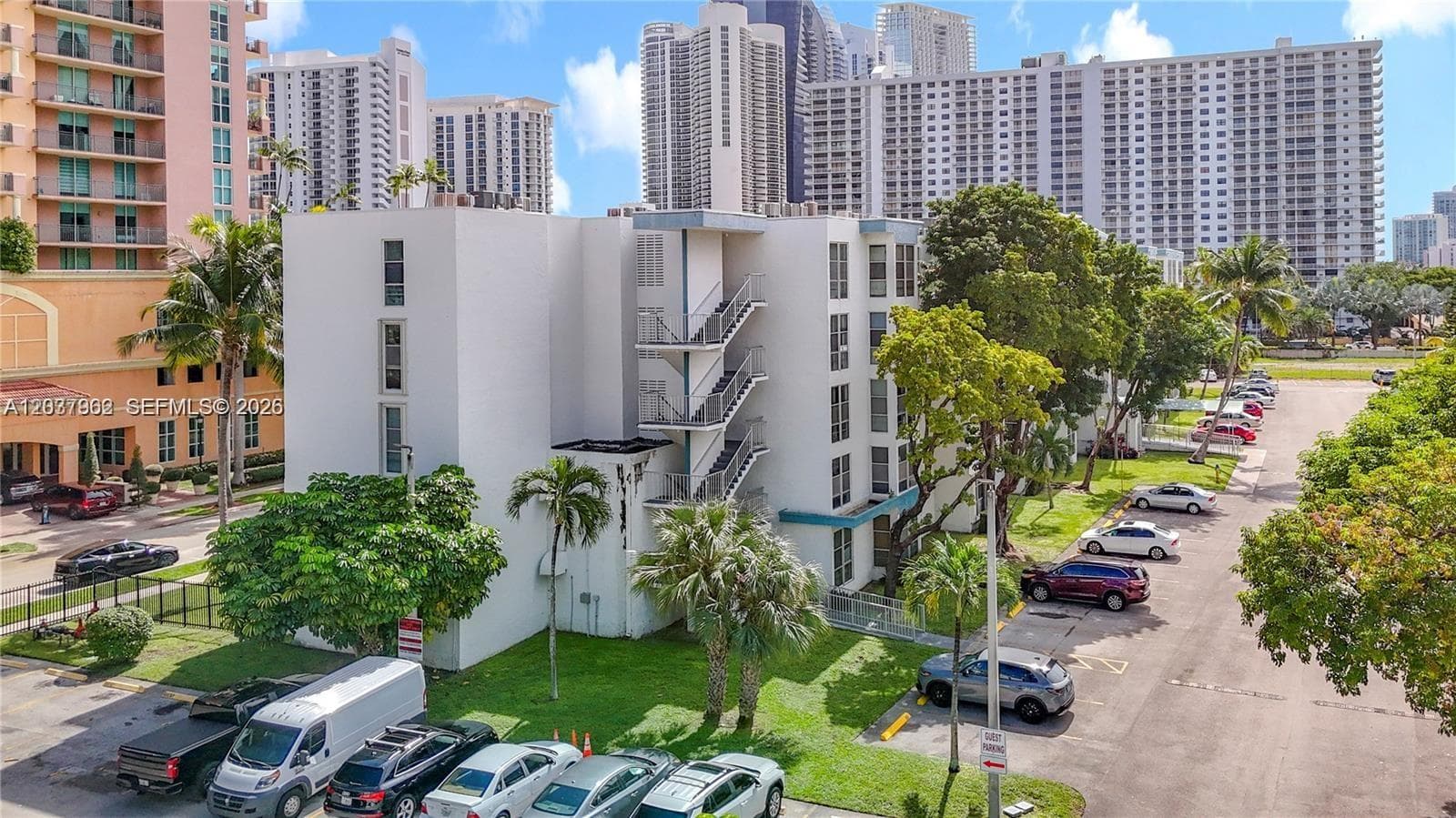 17560 Atlantic Blvd # 501, Sunny Isles Beach FL 33160 photo 2