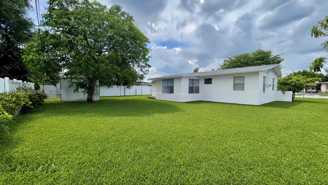 3460 NW 5th Ct, Lauderhill FL 33311 photo 3