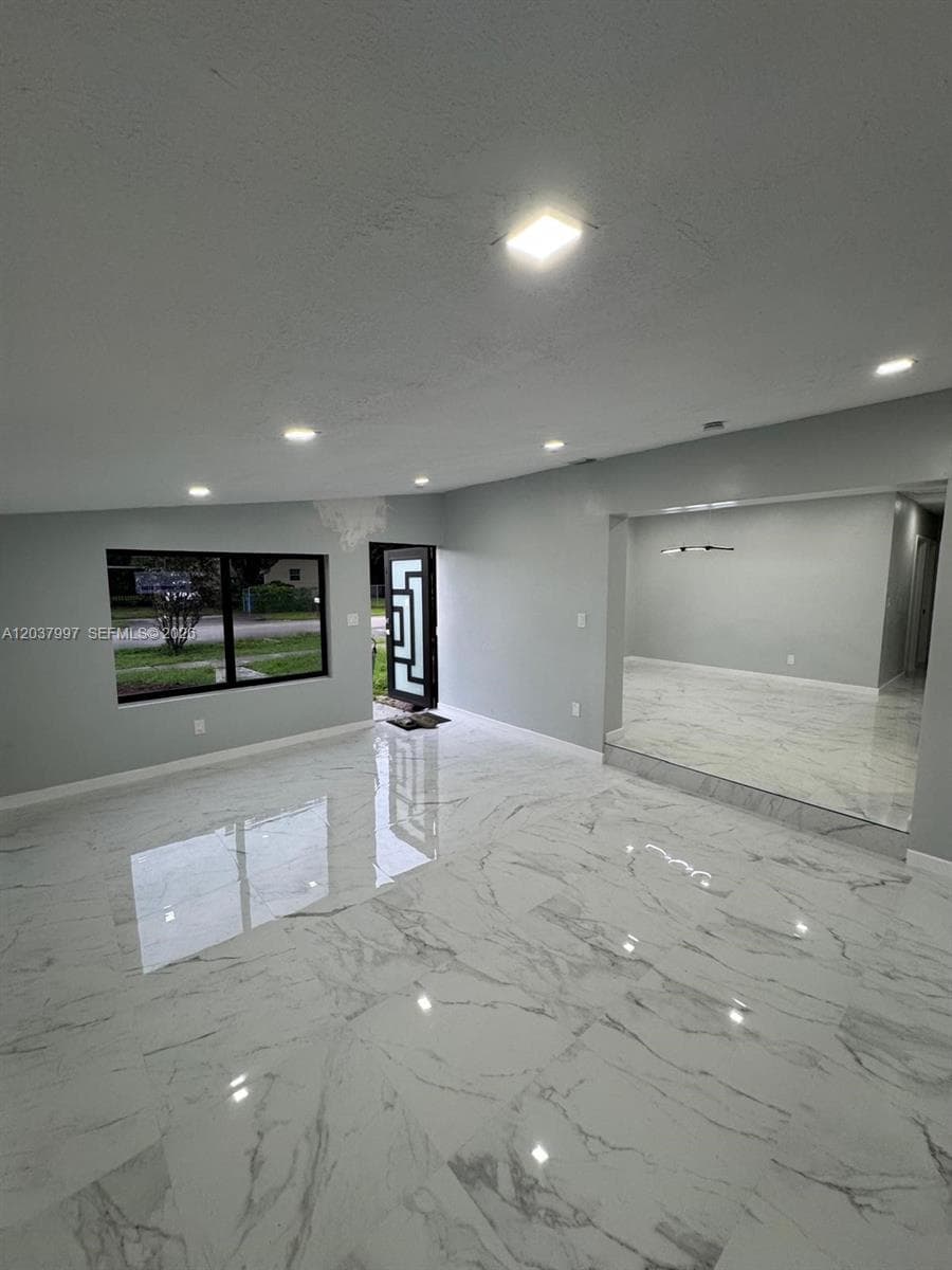 4120 SW 31st Dr, West Park FL 33023 photo 3