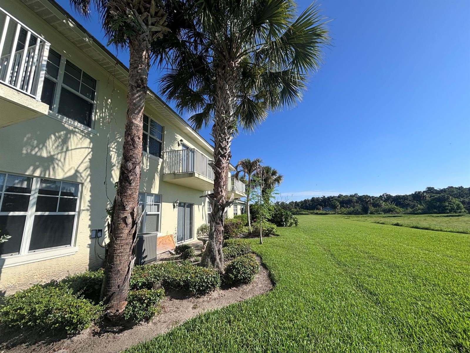 3902 Sabal Way, Fort Pierce FL 34981 photo 4