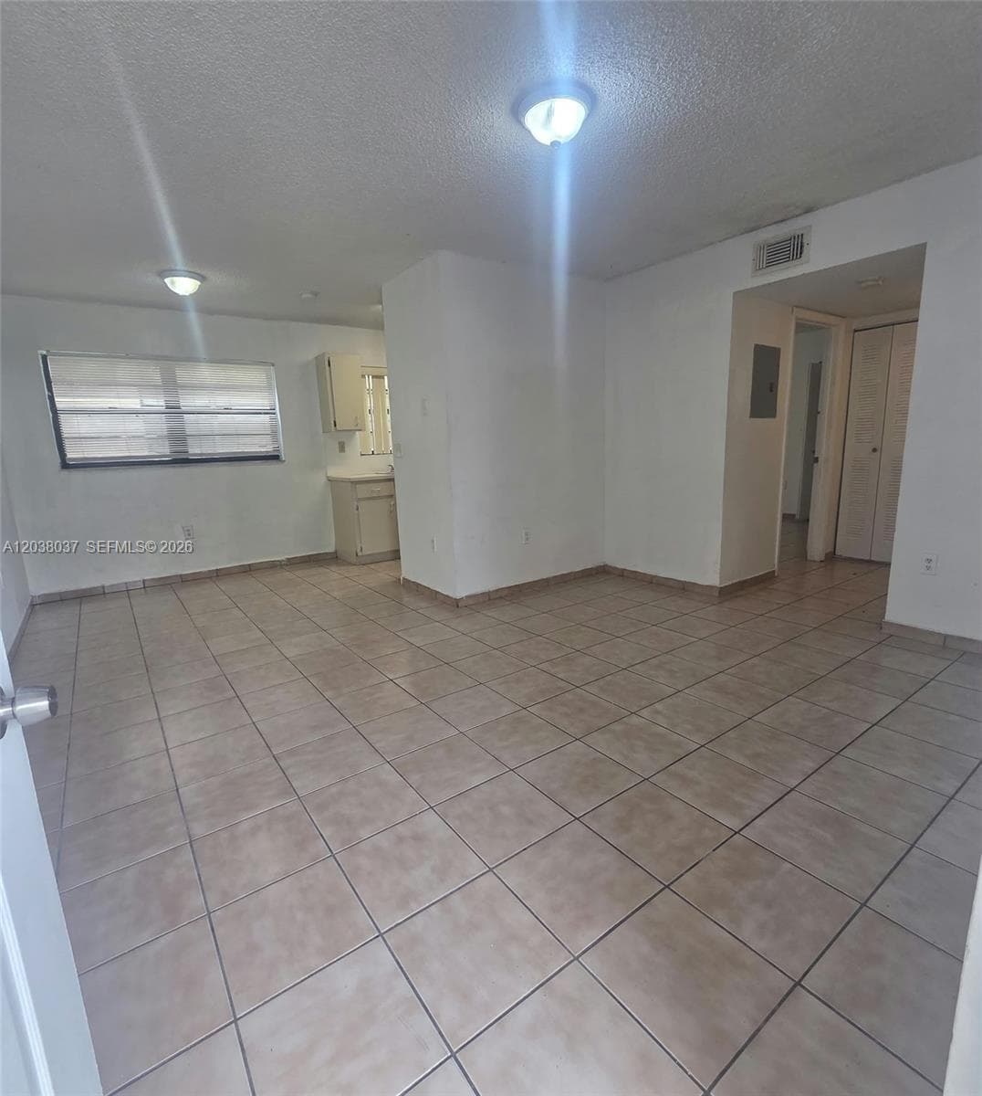 2560 W 60th St # 104, Hialeah, FL 33016 photo 5