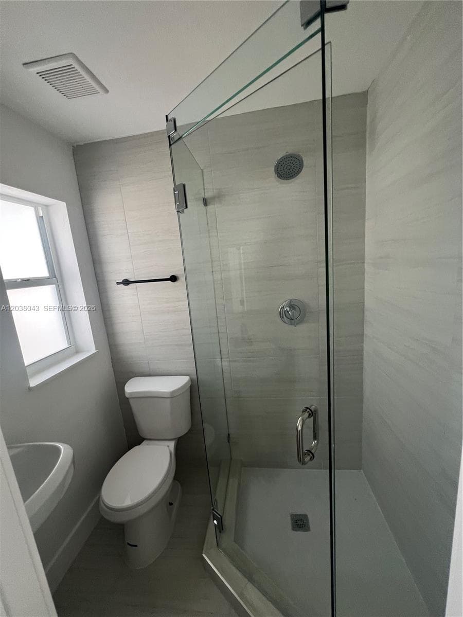 1706 Arthur St, Hollywood FL 33020 photo 5