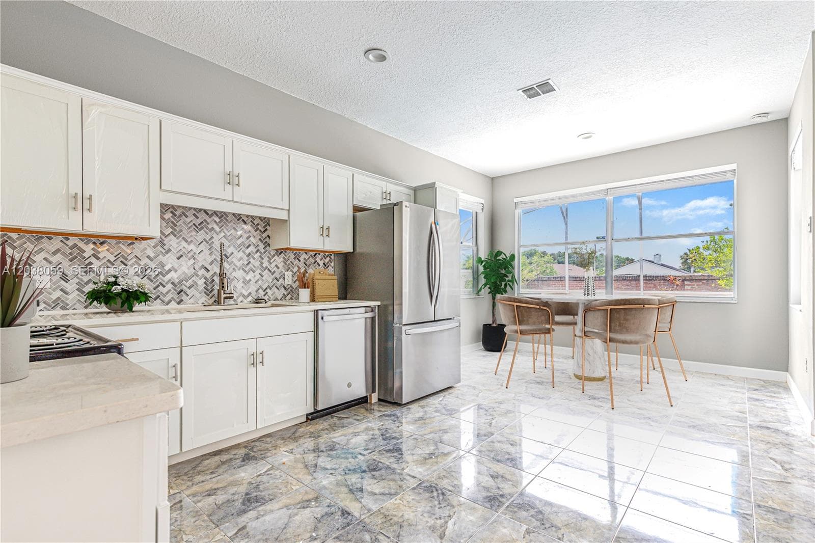 2252 Wyndam Way, Kissimmee FL 34743 photo 4
