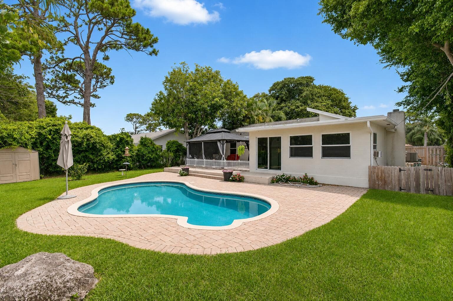 5442 Sunrise Boulevard, Delray Beach FL 33484 photo 2