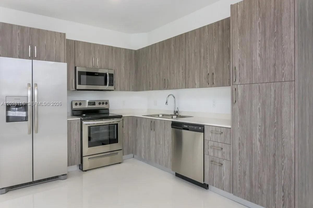 25850 SW 140th Ct # 5-304, Homestead, FL 33032 photo 2