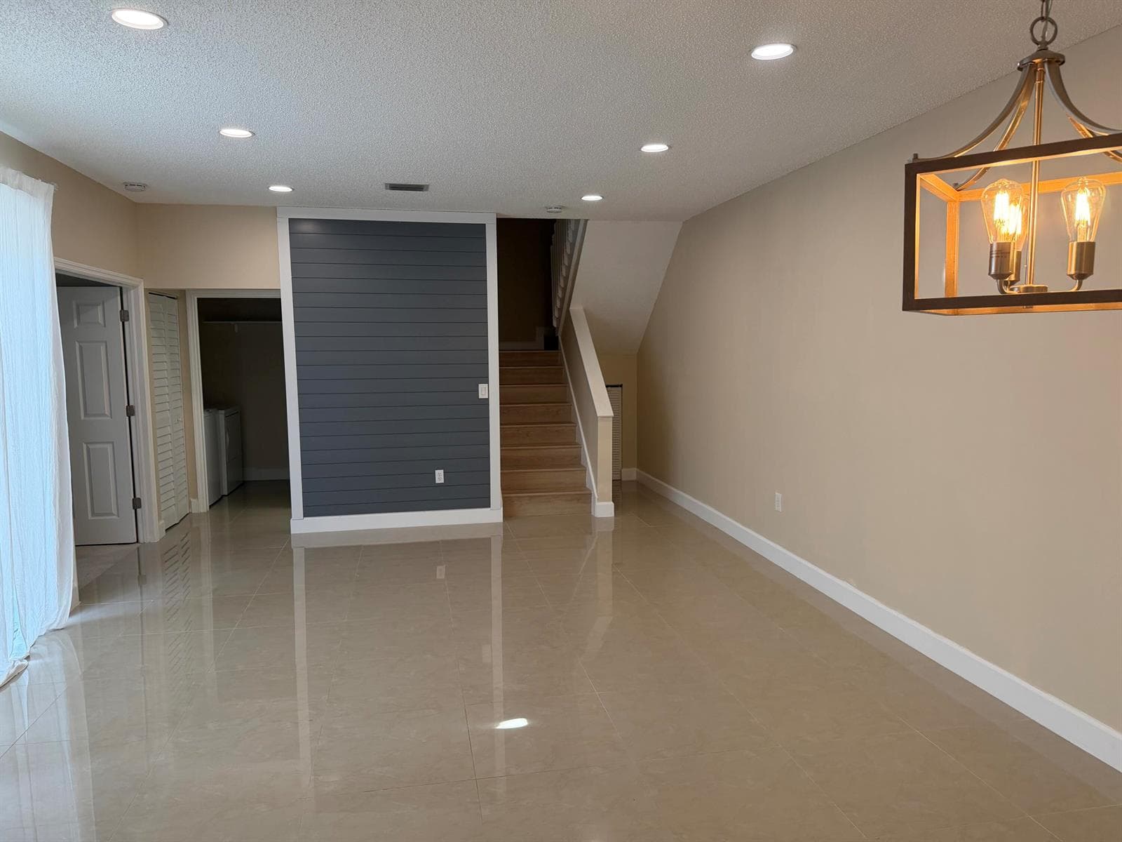 940 Doveplum Court, Hollywood FL 33019 photo 4