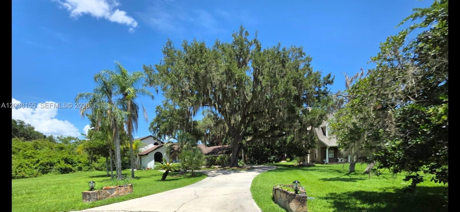 2261 Mariner CV, Kissimmee FL 34746 photo 2