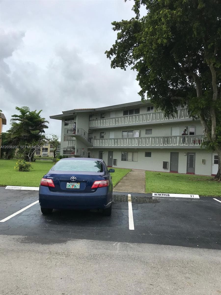 5420 NW 11th St # 205, Plantation FL 33313 photo 5