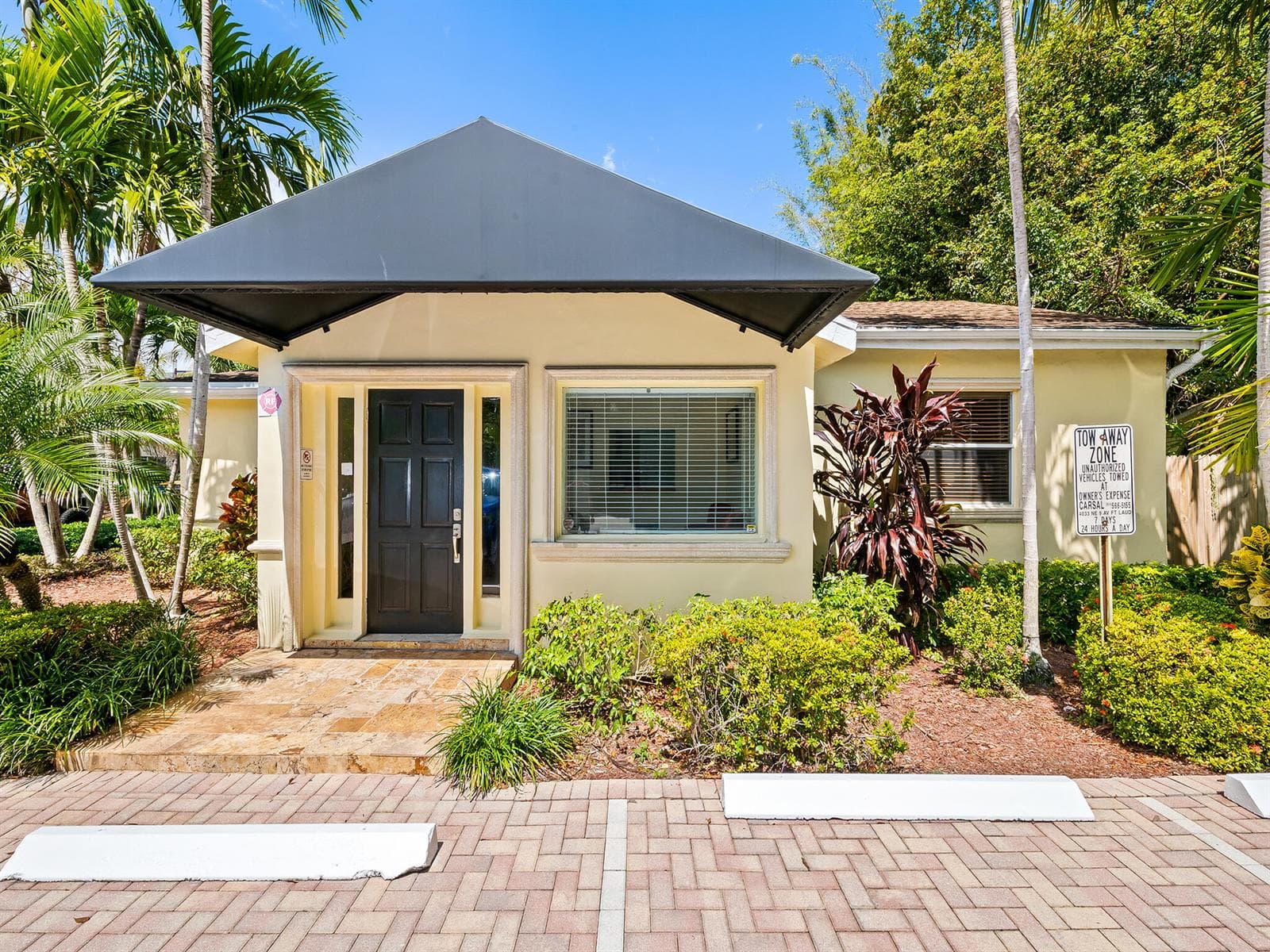 103 NE 4th Street, Fort Lauderdale FL 33301 photo 3