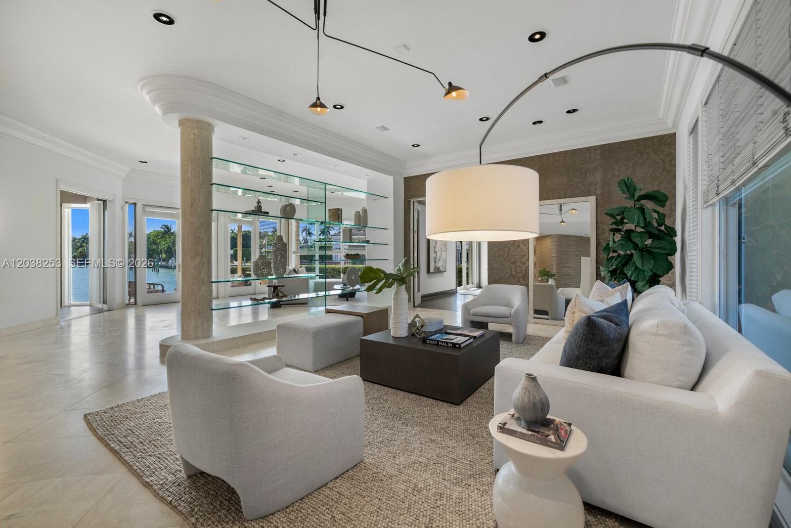 6500 N Bay Rd, Miami Beach FL 33141 photo 4