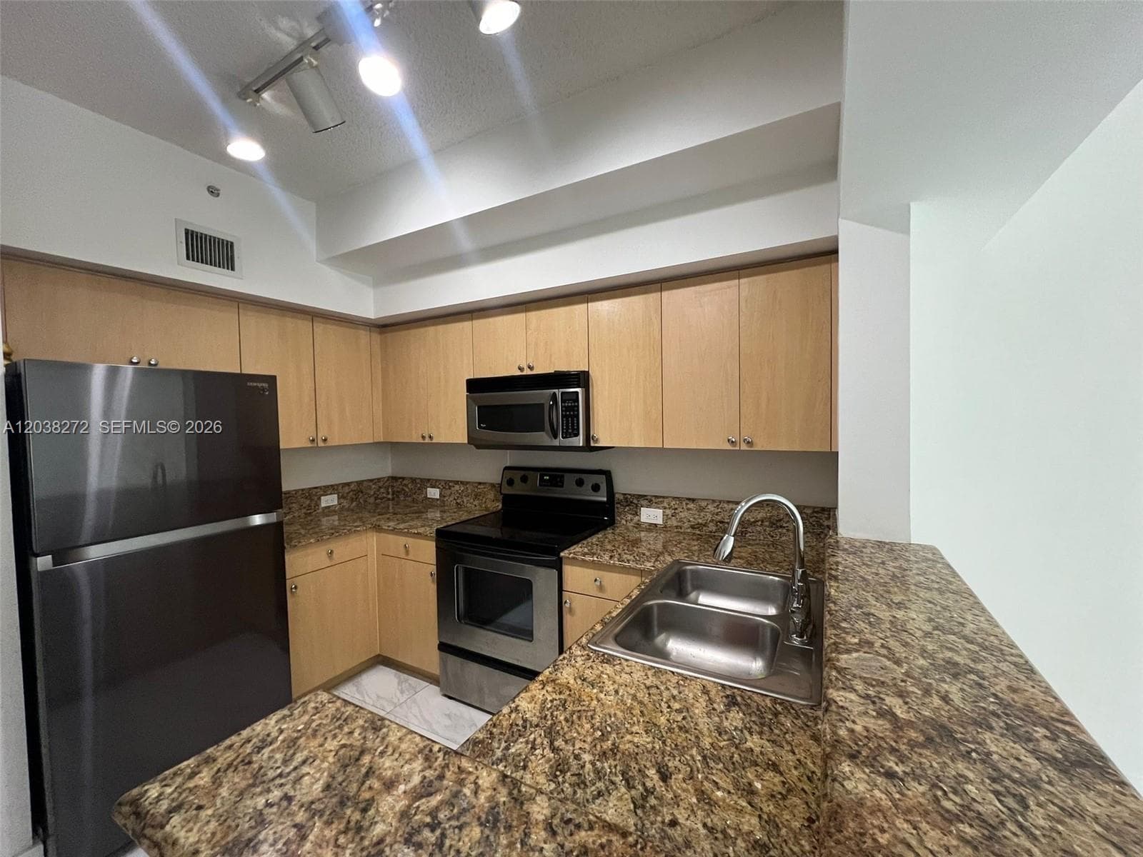 2961 NE 185th St # 1601, Aventura FL 33180 photo 5