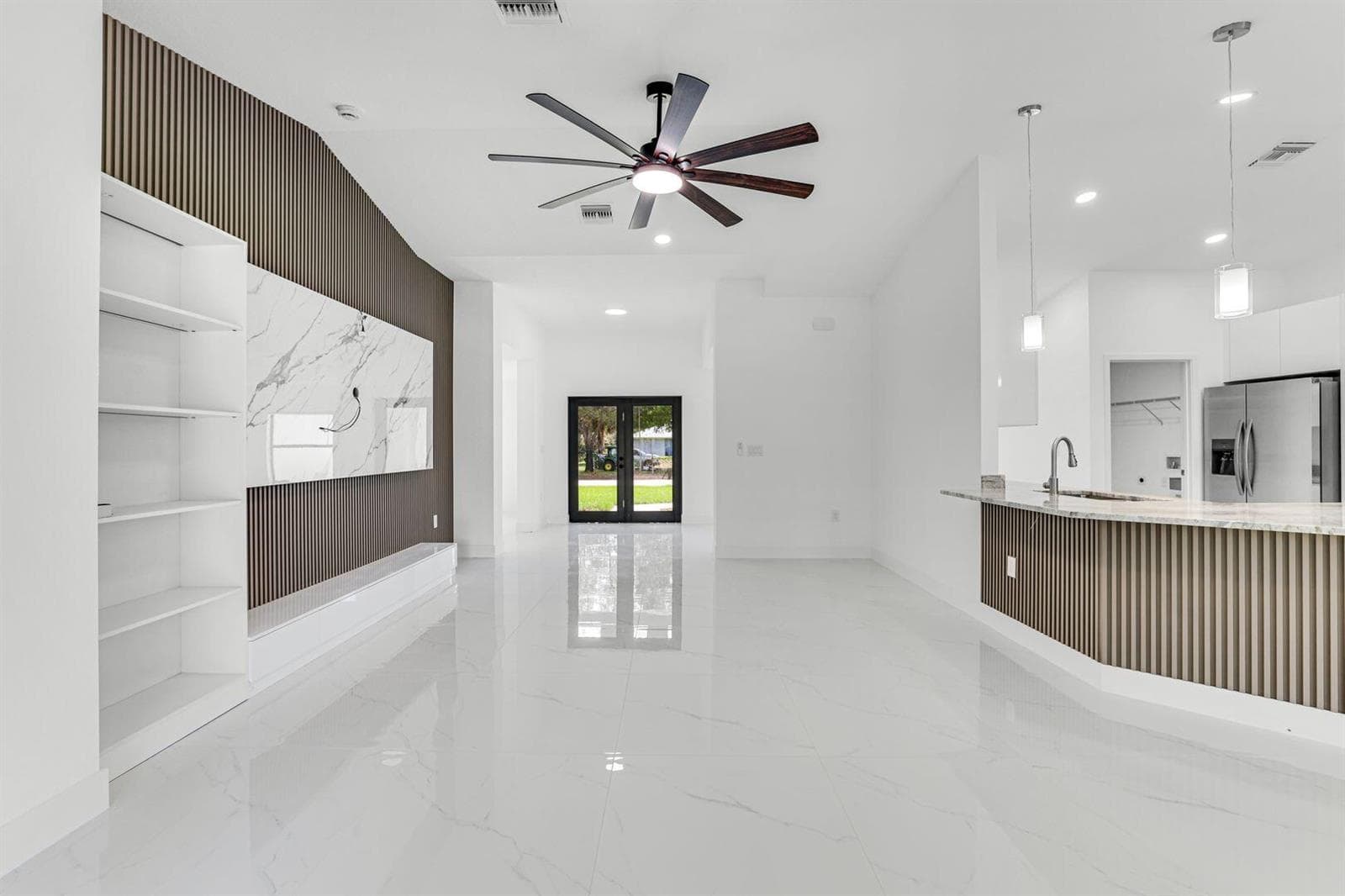 2702 50th Street SW, Lehigh Acres FL 33976 photo 5