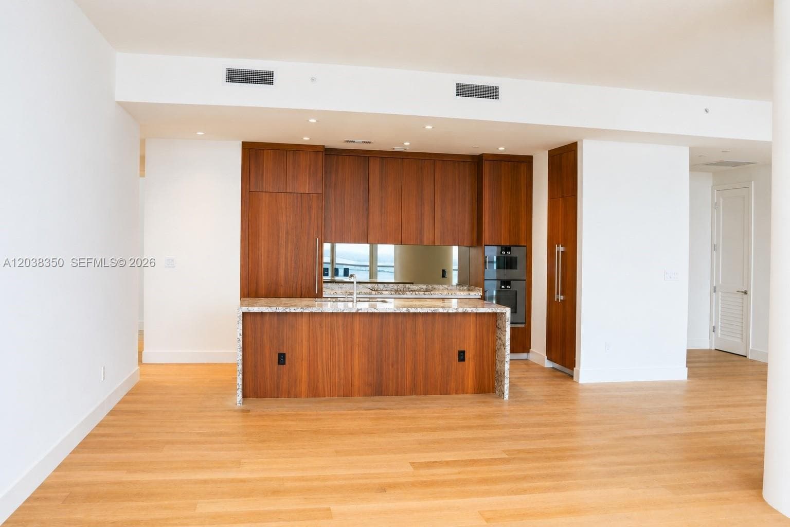 175 SE 25th Rd # 3103, Miami FL 33129 photo 2
