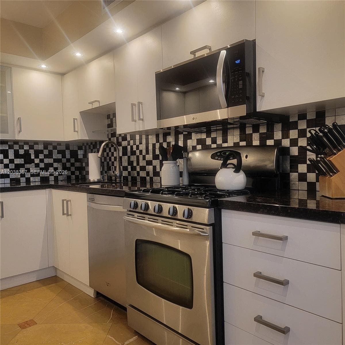 2030 S Ocean Dr # 1718, Hallandale Beach FL 33009 photo 4