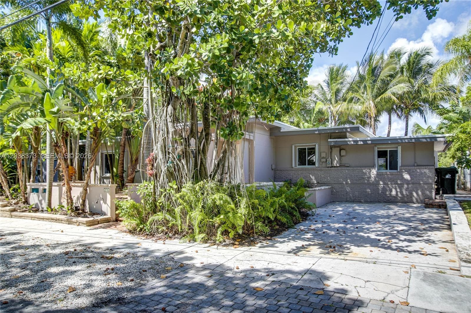 616 SW 11th Ct, Fort Lauderdale FL 33315 photo 3