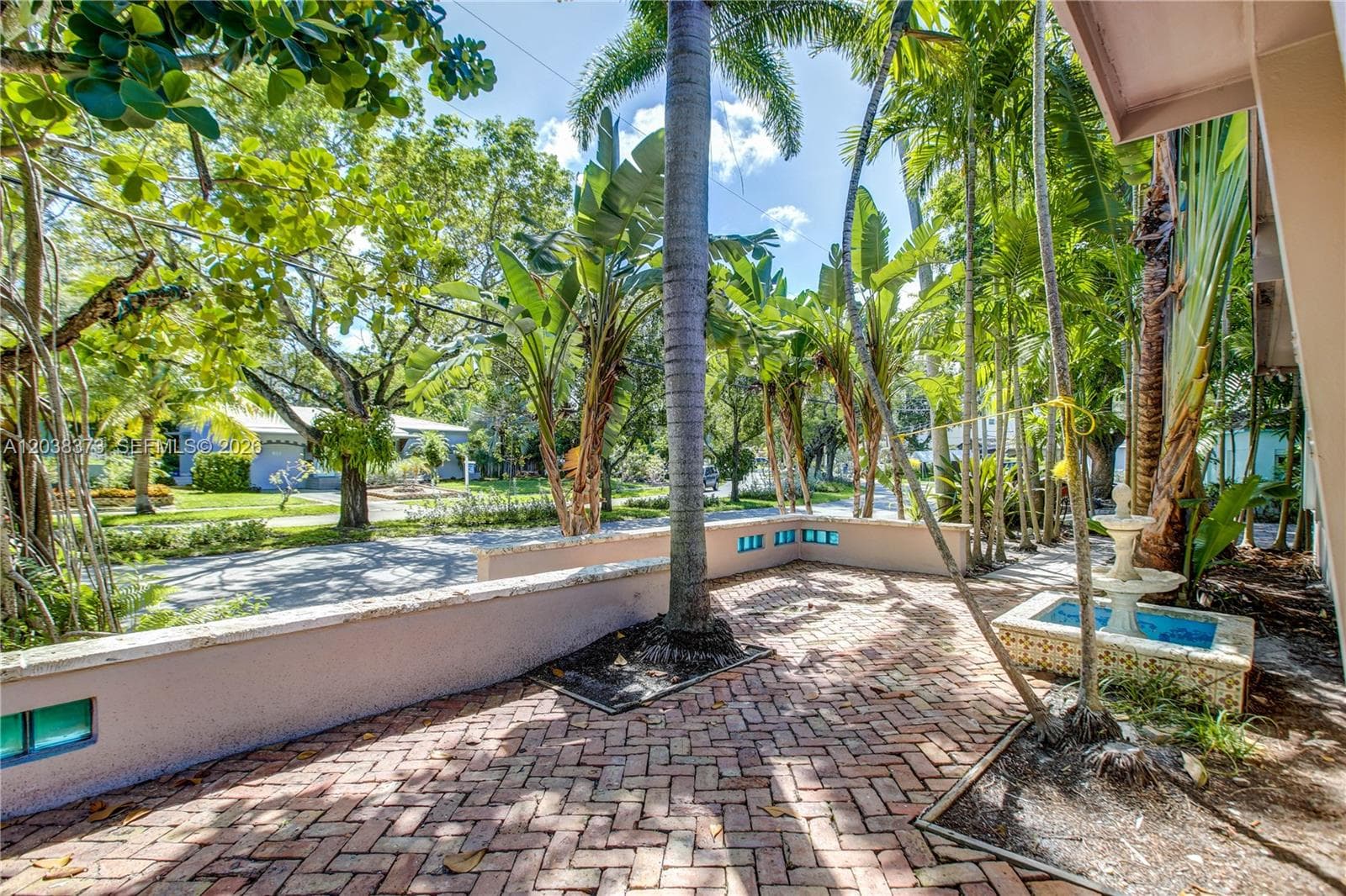 616 SW 11th Ct, Fort Lauderdale FL 33315 photo 4