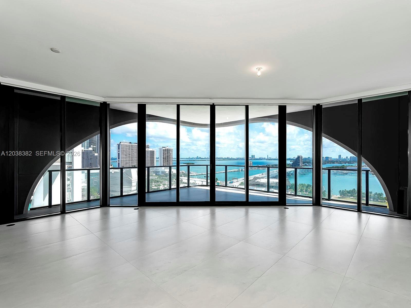1000 Biscayne Blvd # 2002, Miami FL 33132 photo 5