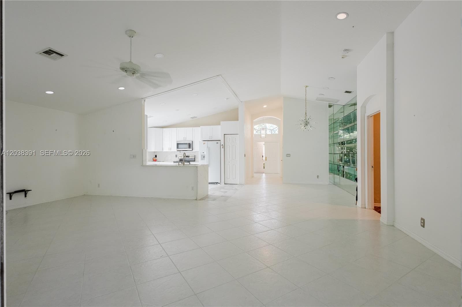 7577 Caprio Dr, Boynton Beach FL 33472 photo 4