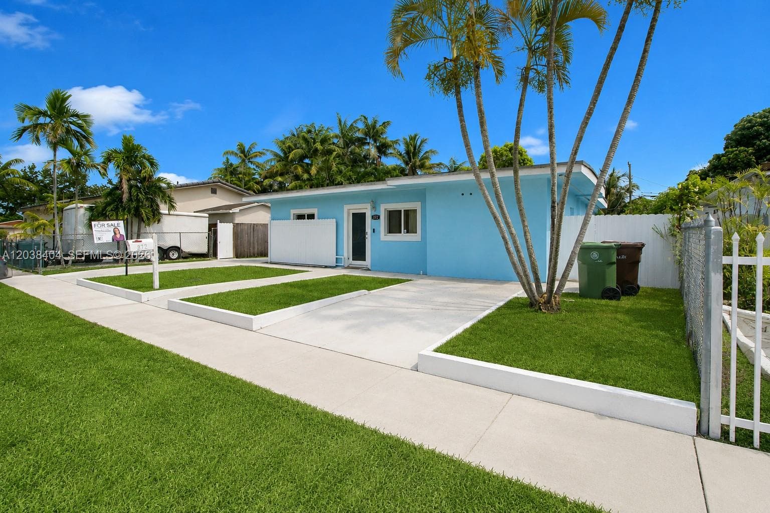 572 E 38th St, Hialeah FL 33013 photo 5