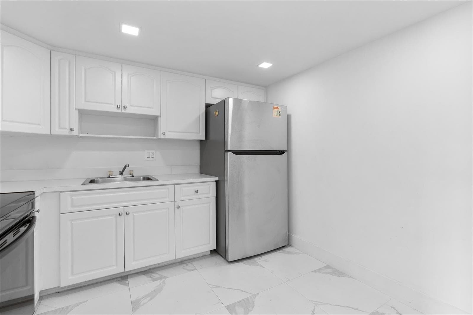 4164 Inverrary Drive # 412, Lauderhill FL 33319 photo 3