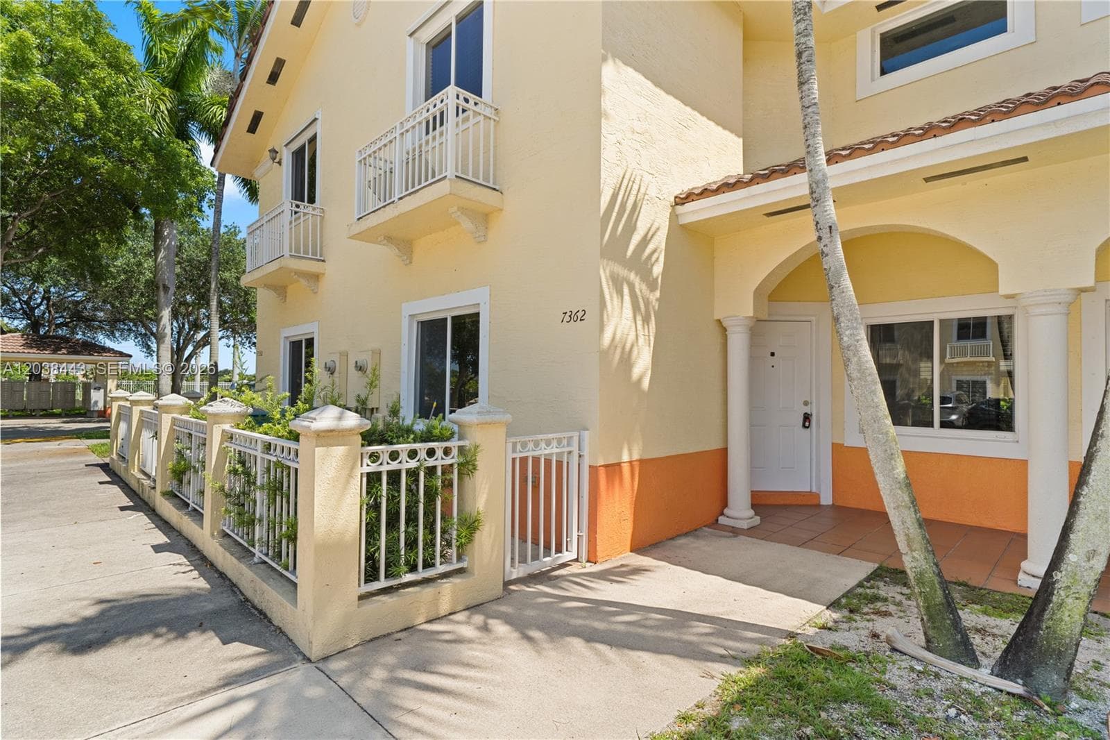 7362 NW 179th Ter # 7362, Hialeah FL 33015 photo 2