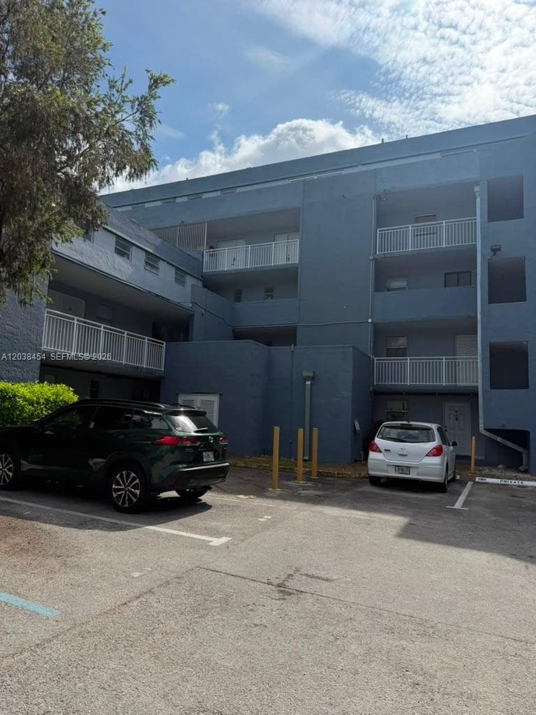 9375 Fontainebleau Blvd # L225, Miami FL 33172 photo 4