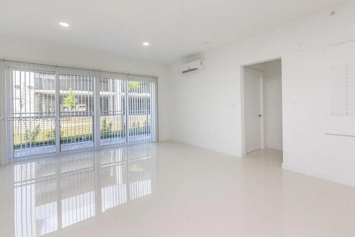 25850 SW 140th Ct # 7-108, Homestead, FL 33032 photo 3