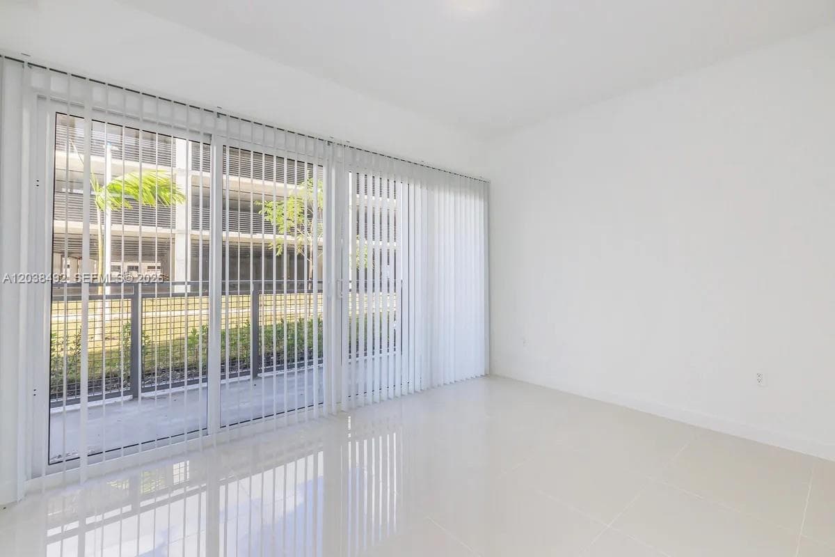 25850 SW 140th Ct # 7-108, Homestead, FL 33032 photo 4