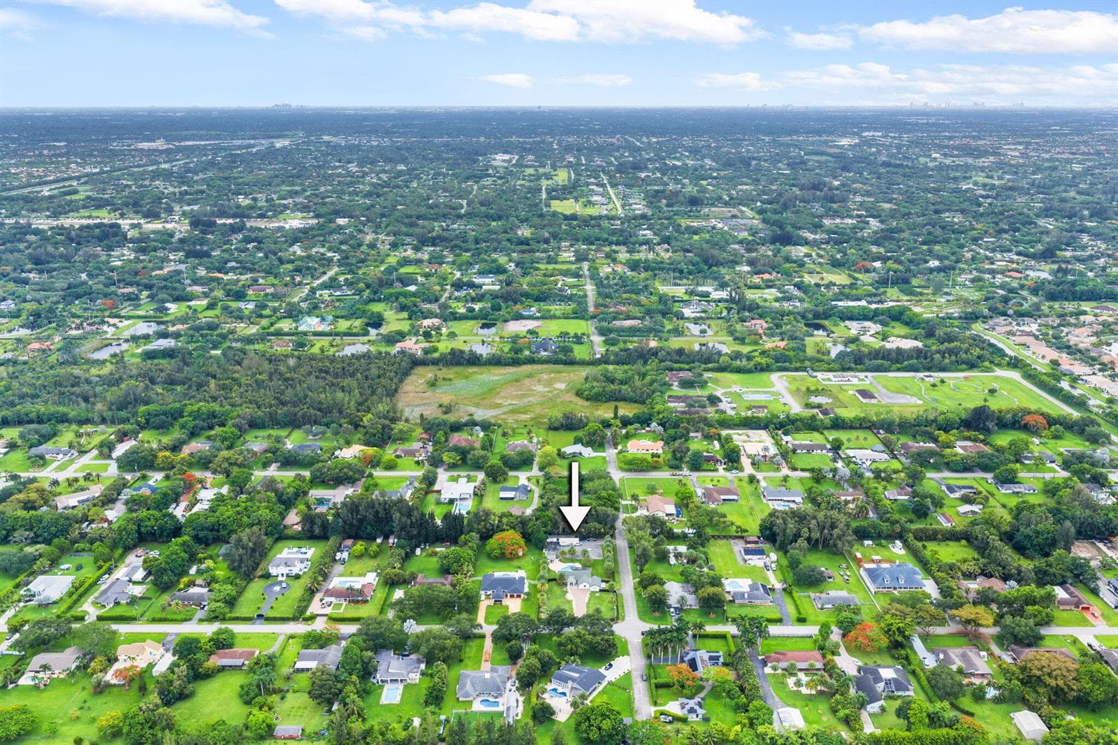 5700 SW 196th Lane, Southwest Ranches FL 33332 photo 2