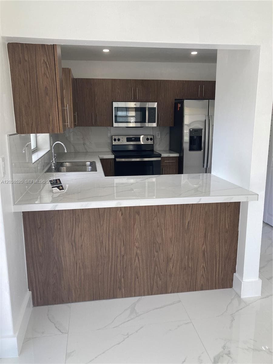 18765 SW 100th Ave # 18765, Cutler Bay FL 33157 photo 5