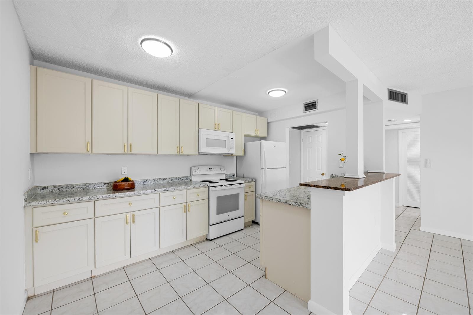 5190 E Sabal Palm Boulevard # 209, Tamarac FL 33319 photo 4