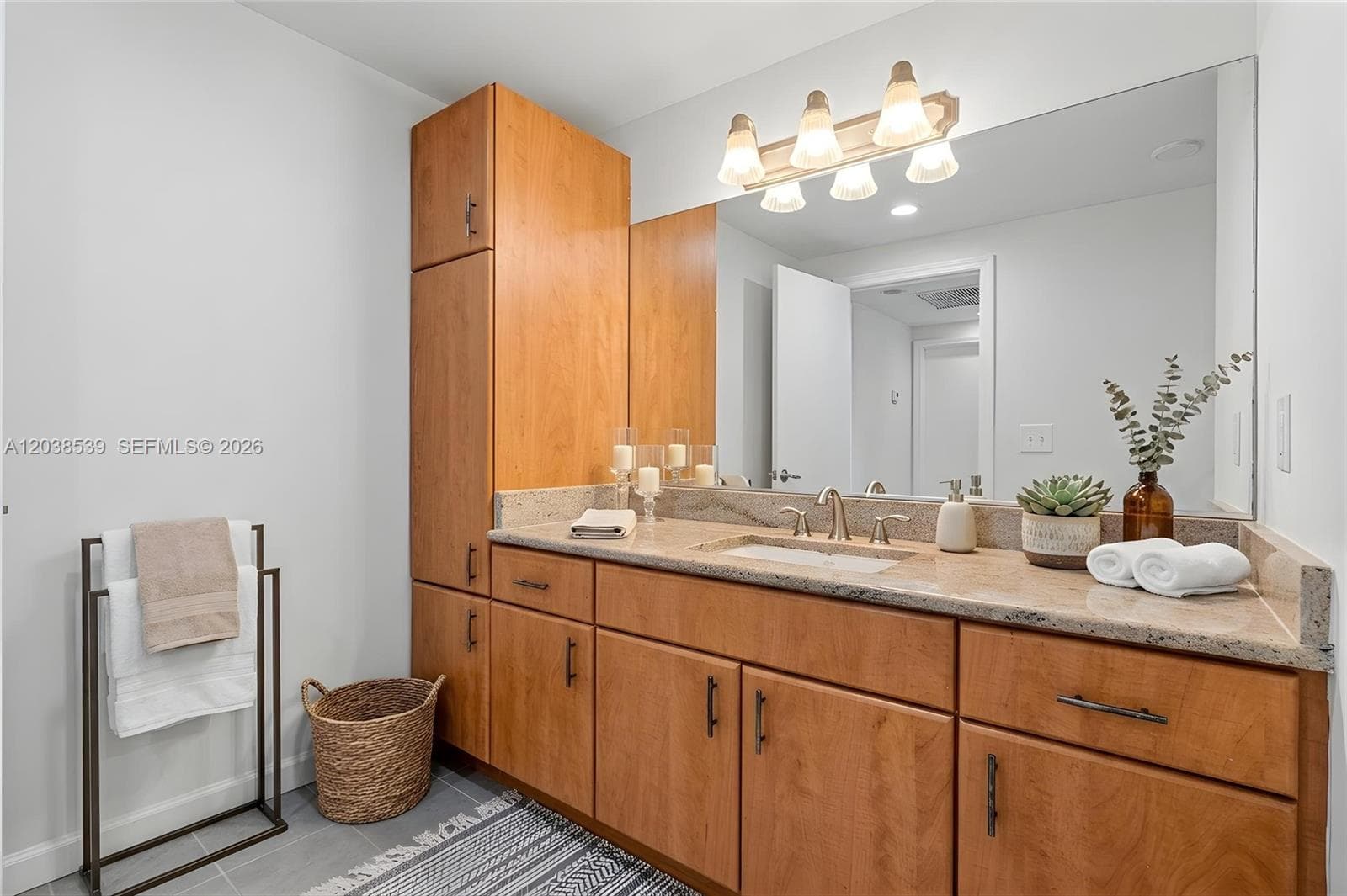 401 69th St, Miami Beach FL 33141 photo 3