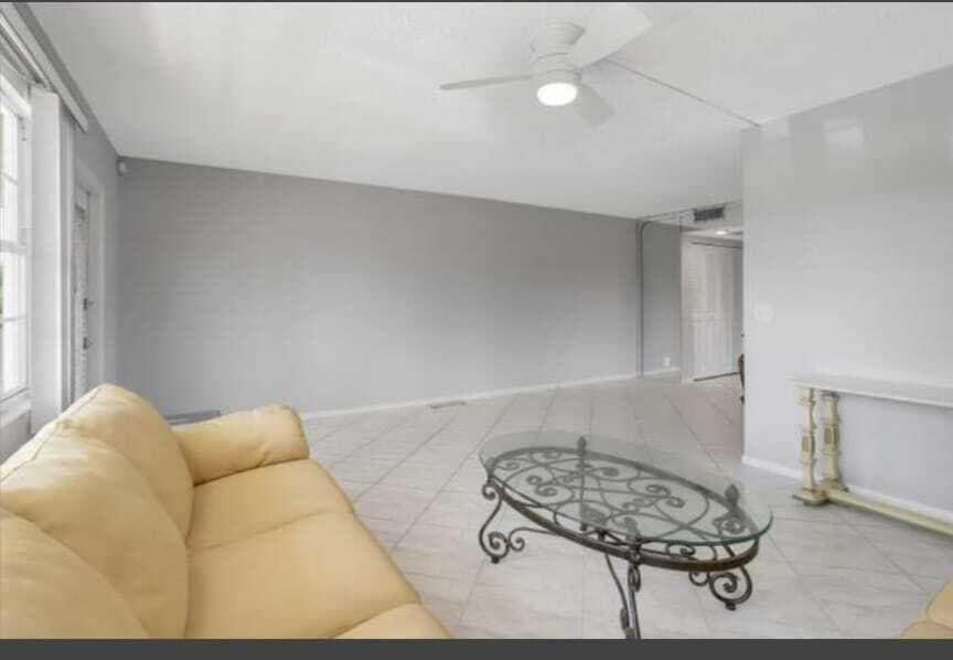2053 Cornwall C, Boca Raton FL 33434 photo 3