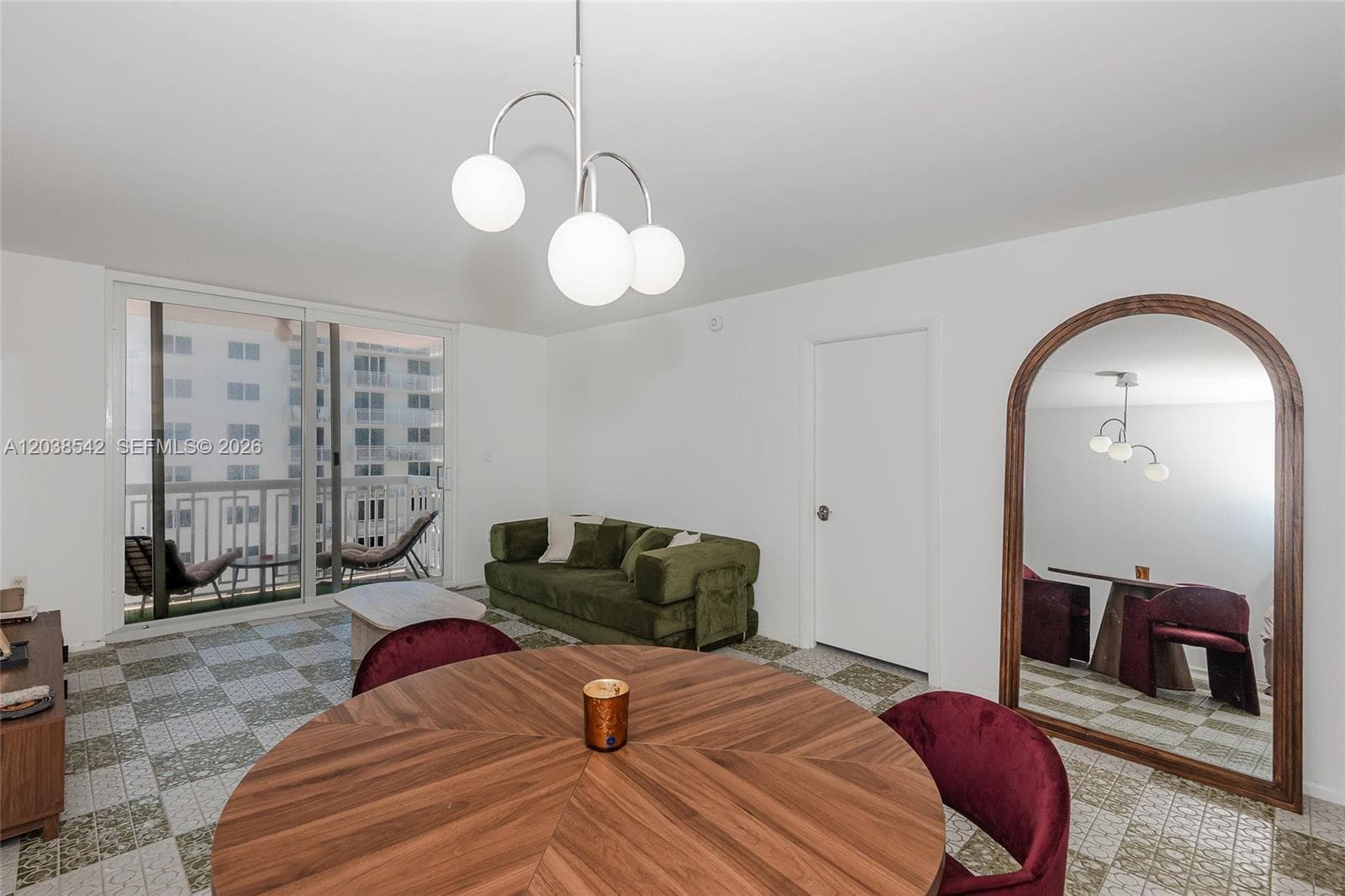 401 Ocean Dr # 810, Miami Beach FL 33139 photo 2