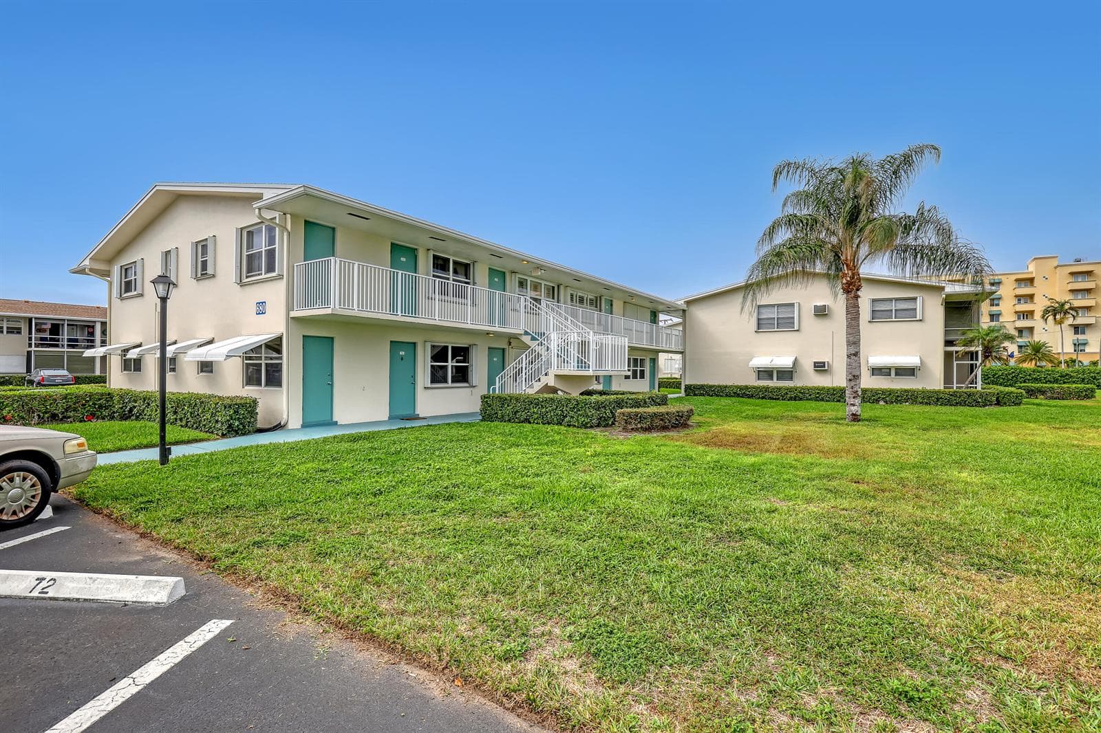680 Horizon W # 110, Boynton Beach FL 33435 photo 3
