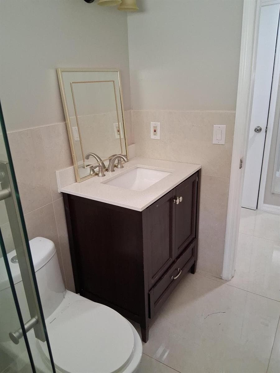212 Palmetto Drive, Lake Park FL 33403 photo 5