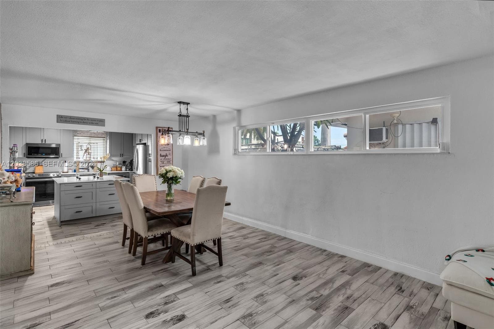 3510 SW 87th Ave, Miami FL 33165 photo 3