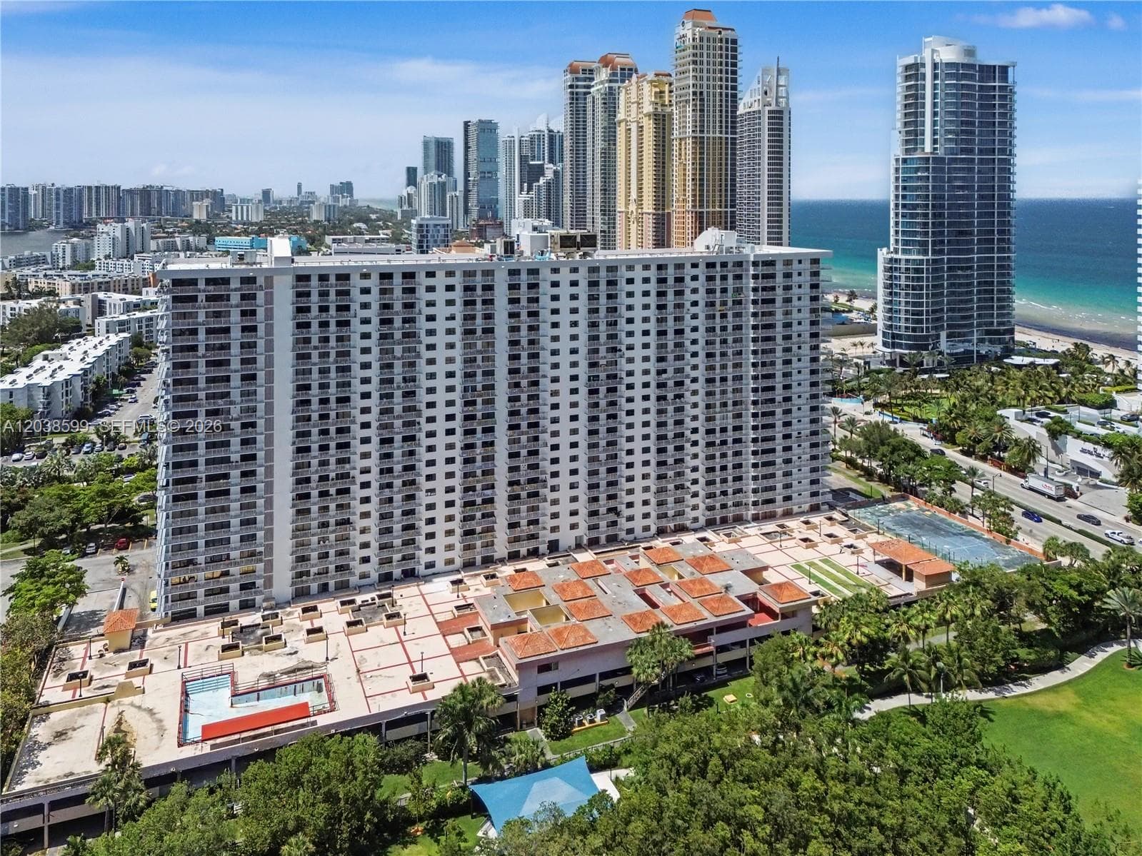 210 174th St # M18, Sunny Isles Beach FL 33160 photo 4