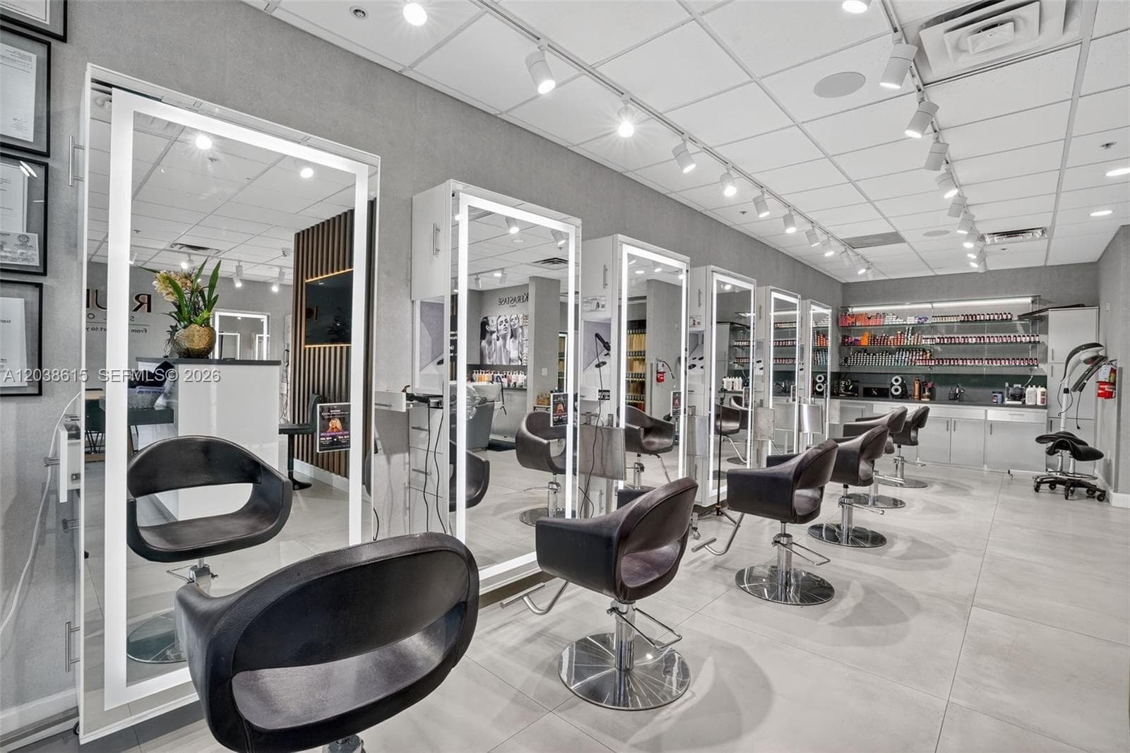 Second Generation Beauty Salon For Lease In Hialeah, FL 33015 photo 5