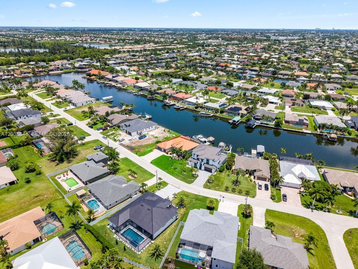 2639 SW 29TH AVE, Cape Coral FL 33914 photo 2
