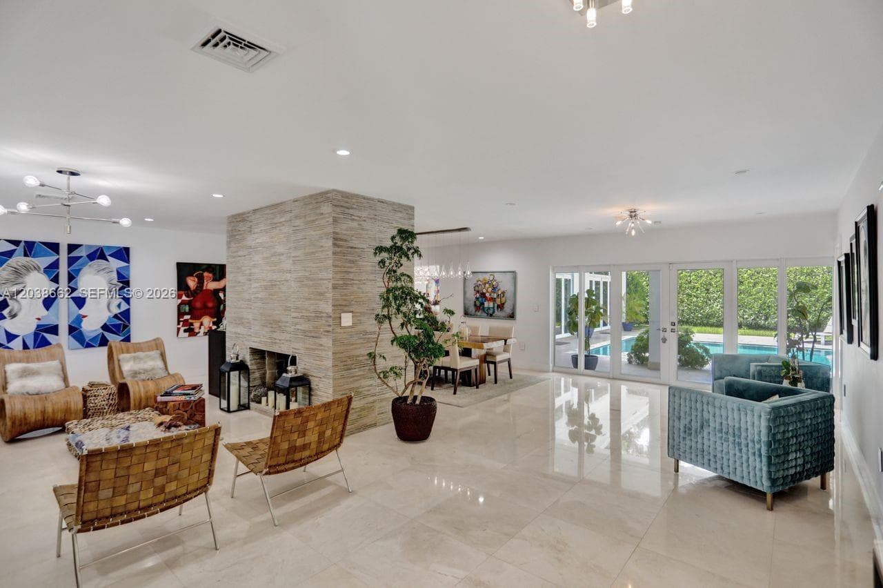 1601 Lugo Ave, Coral Gables FL 33156 photo 3