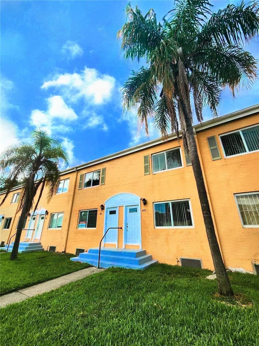 481 NW 84th Ln # 481, Miami FL 33150 photo 2