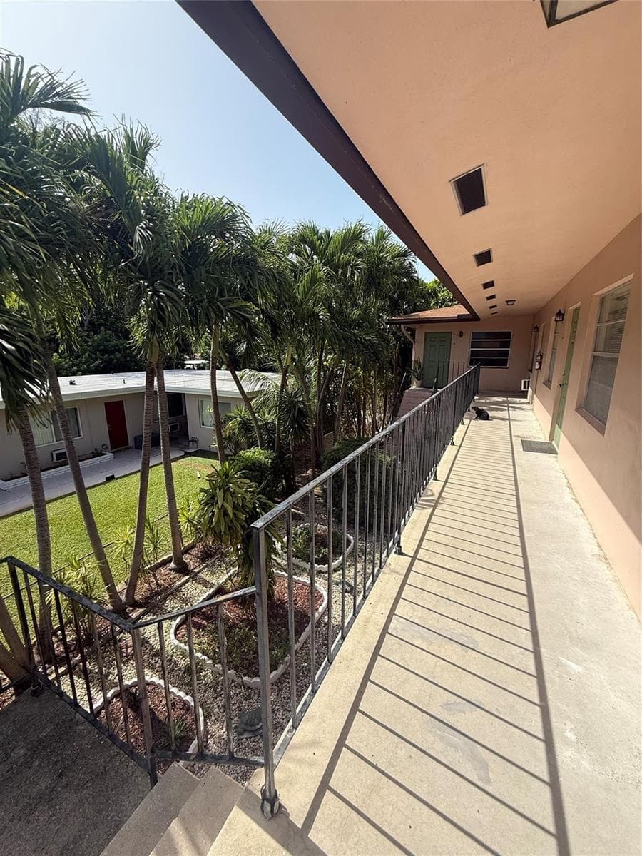 2017 NE 18th Street # 1, Fort Lauderdale FL 33305 photo 5