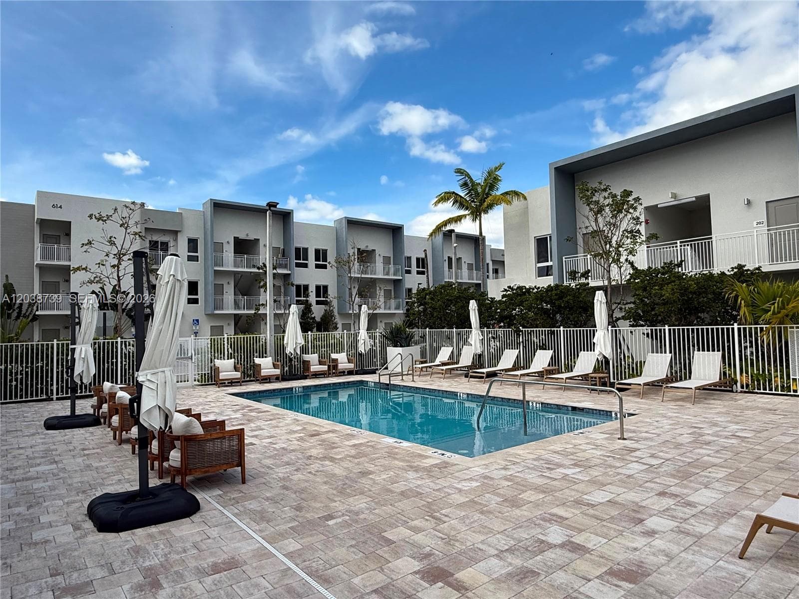 610 NE 2nd St # 301, Dania Beach FL 33004 photo 5
