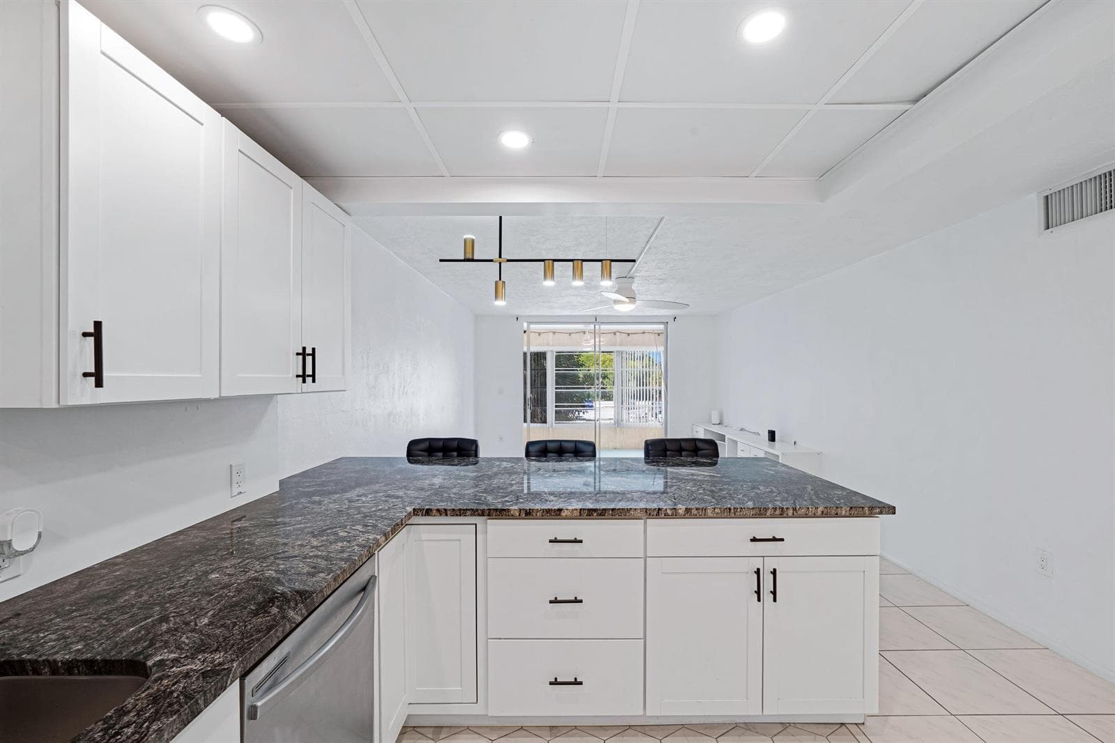 7100 NW 17th Street # 220, Plantation FL 33313 photo 4