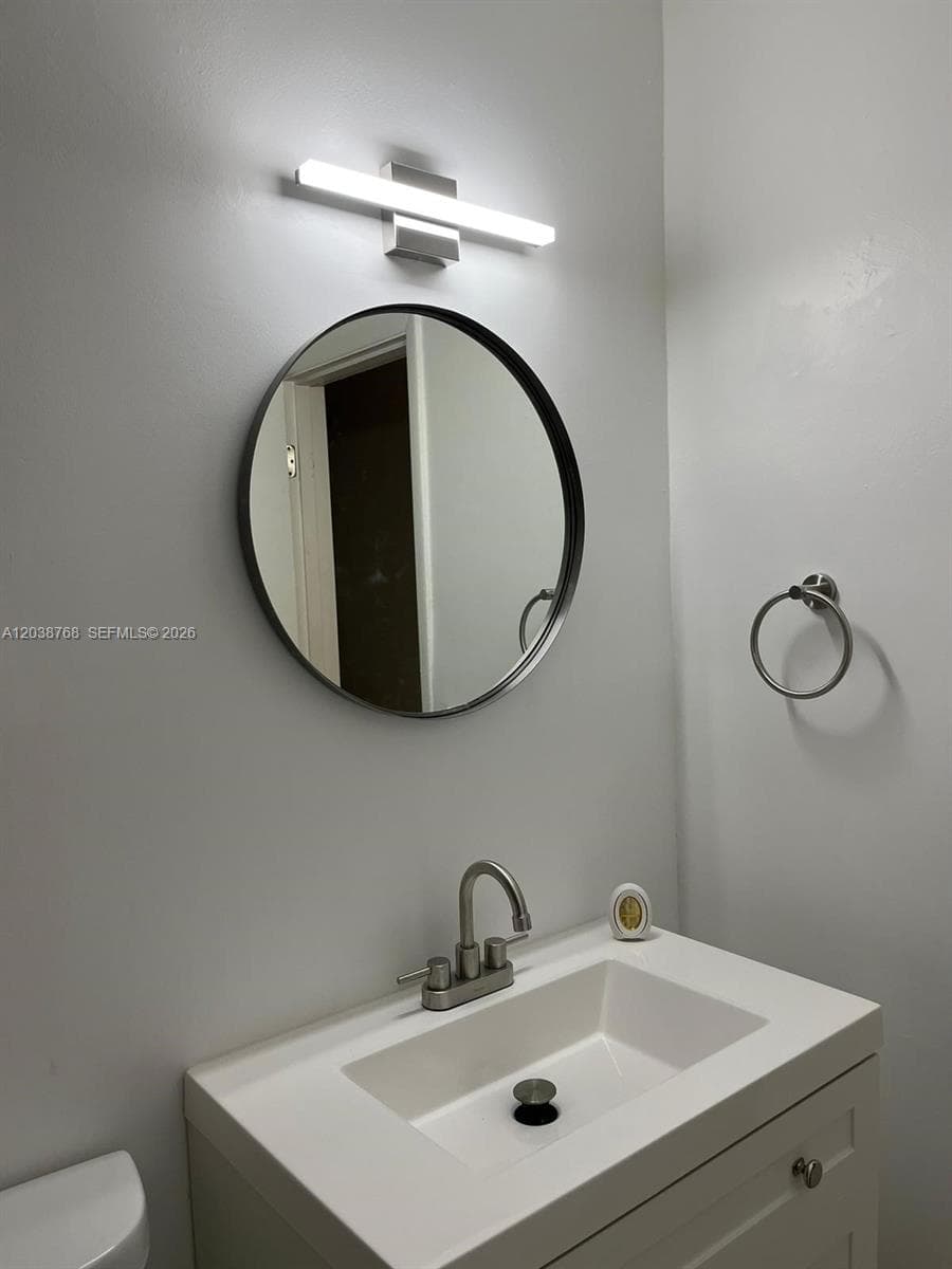 325 NE 2 ST # 5, Hallandale Beach FL 33009 photo 3